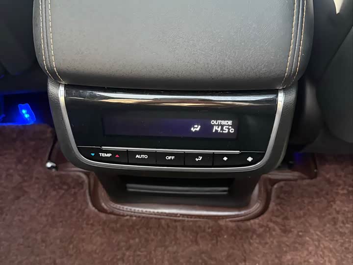 Фото 13 - GAC Trumpchi GS8