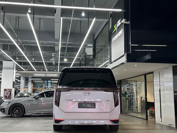 Фото 19 - GAC Trumpchi M8