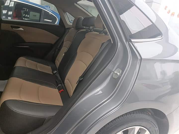 Фото 17 - Chevrolet Monza