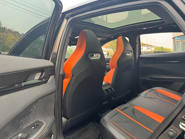 Фото 14 - Changan UNI-V