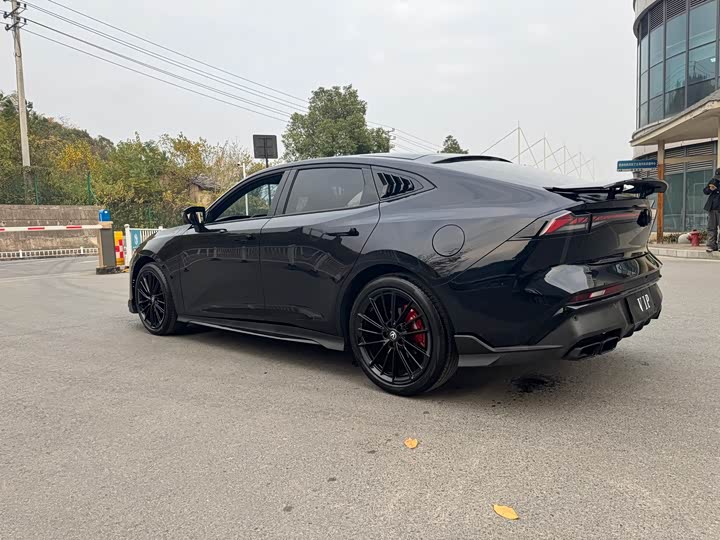 Фото 17 - Changan UNI-V