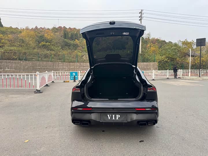 Фото 18 - Changan UNI-V