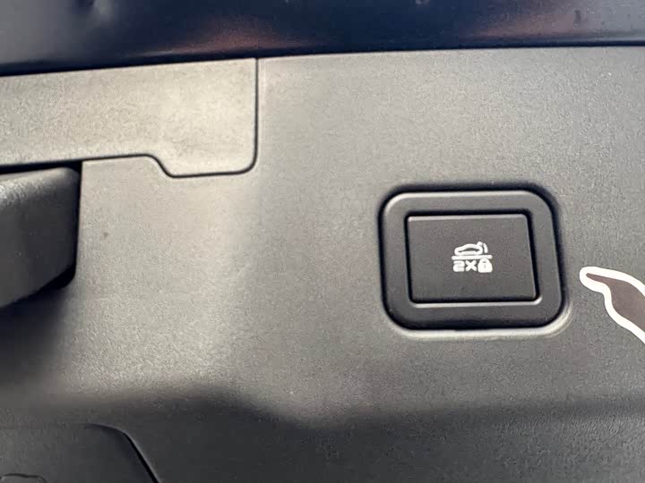 Фото 19 - Changan UNI-V