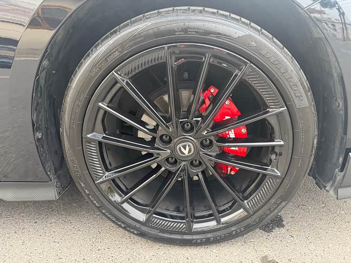 Фото 21 - Changan UNI-V