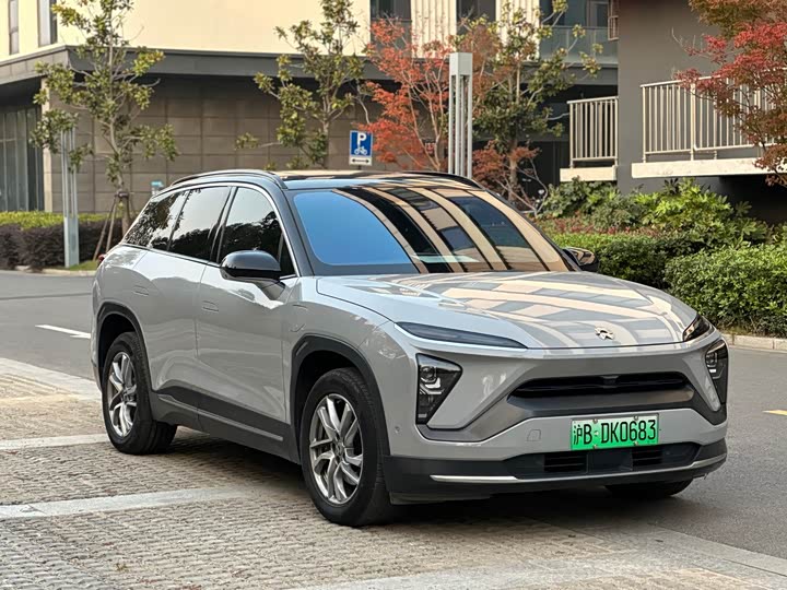 Фото 3 - Nio ES6