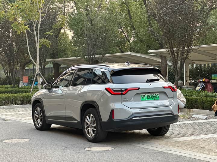 Фото 6 - Nio ES6