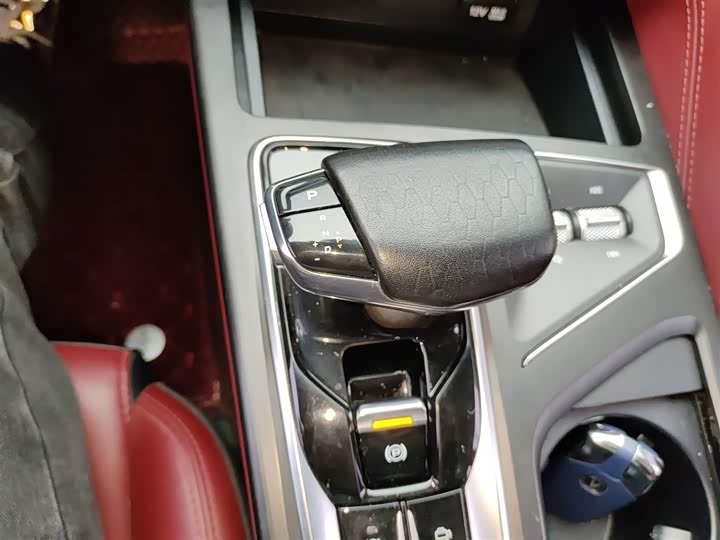 Фото 14 - Changan CS75 Plus