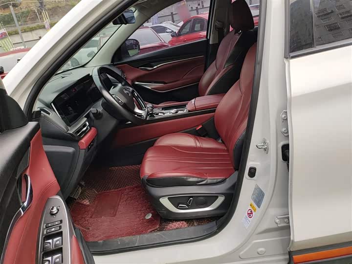 Фото 15 - Changan CS75 Plus