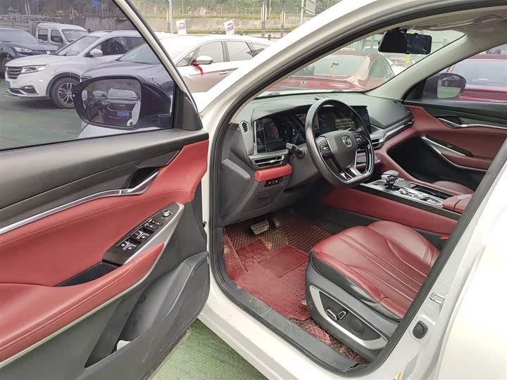 Фото 16 - Changan CS75 Plus