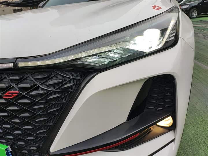 Фото 24 - Changan CS75 Plus