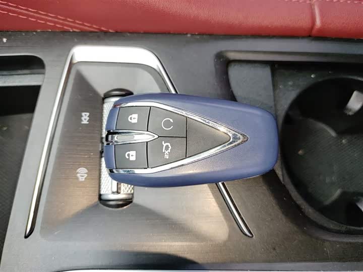 Фото 9 - Changan CS75 Plus