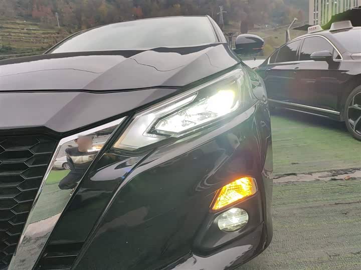 Фото 24 - Nissan Teana