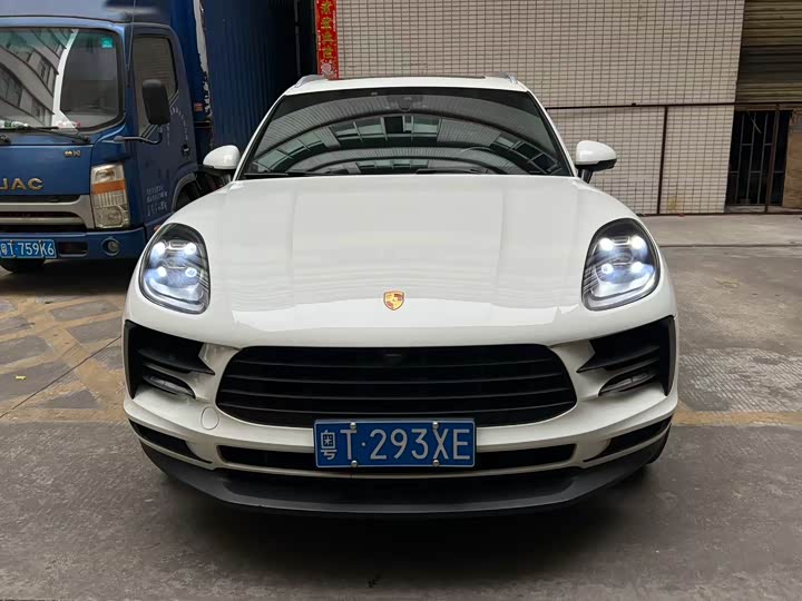 Фото 2 - Porsche Macan