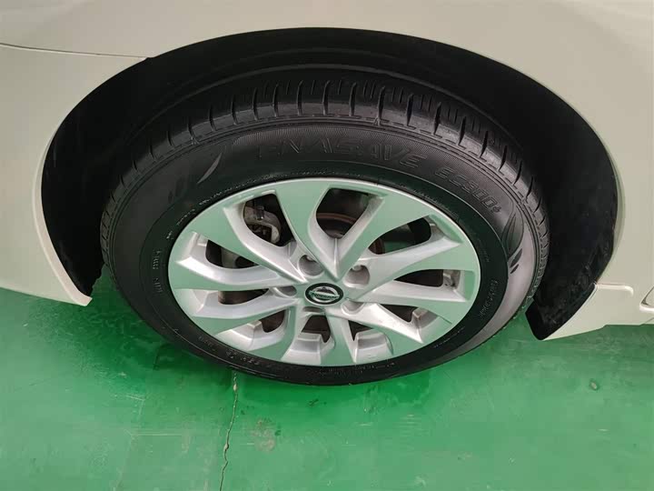 Фото 23 - Nissan Sylphy