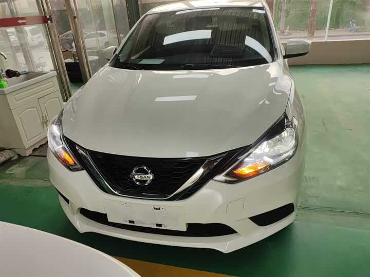 Фото 3 - Nissan Sylphy
