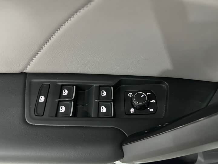 Фото 10 - Volkswagen Tayron