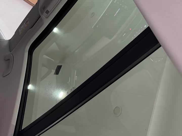 Фото 17 - Volkswagen Tayron