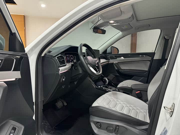 Фото 8 - Volkswagen Tayron