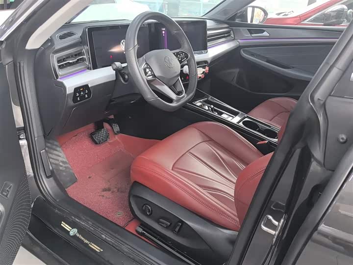 Фото 11 - Volkswagen Lamando L