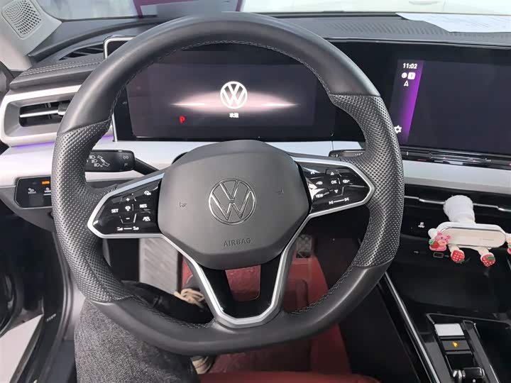 Фото 3 - Volkswagen Lamando L