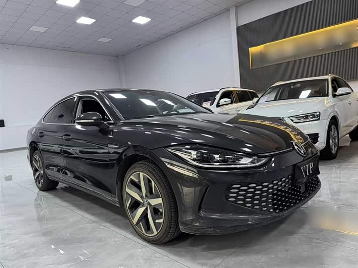 Фото 7 - Volkswagen Lamando L