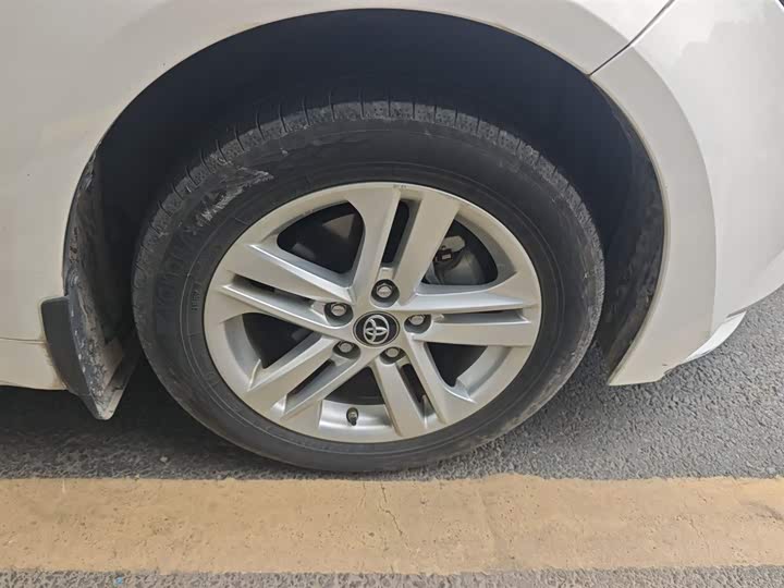 Фото 31 - Toyota Levin