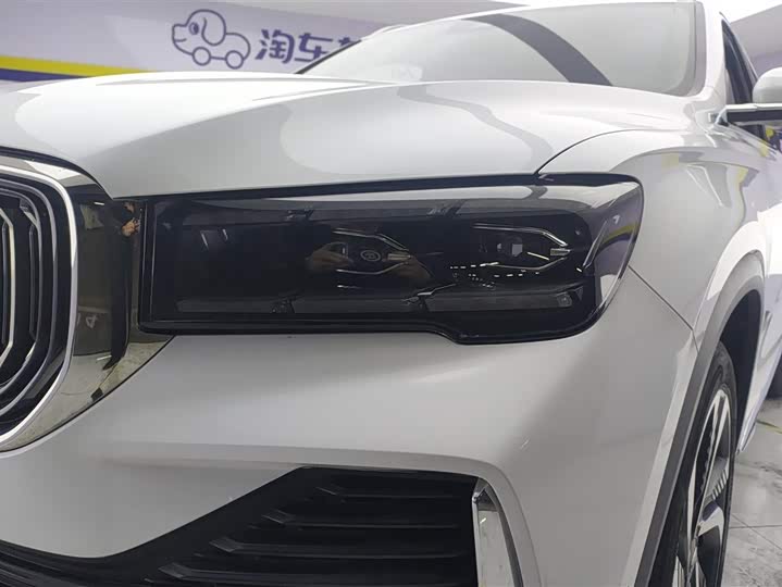 Фото 5 - Geely Monjaro