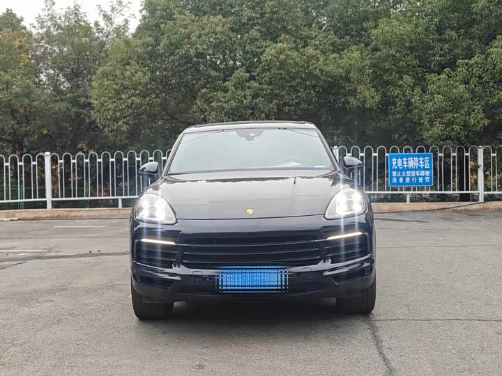 Фото 2 - Porsche Cayenne