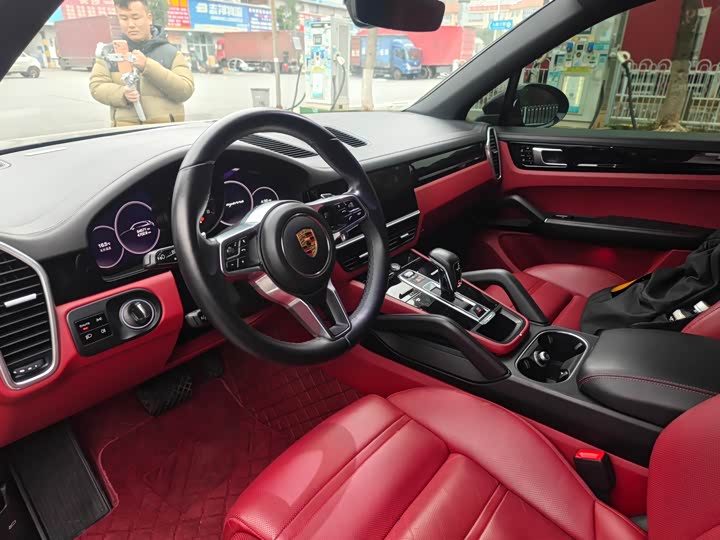 Фото 3 - Porsche Cayenne