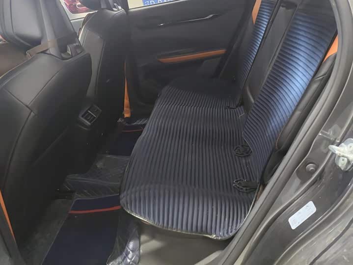 Фото 11 - Changan UNI-V