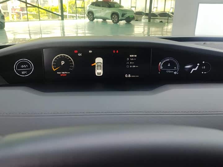 Фото 14 - Changan UNI-V