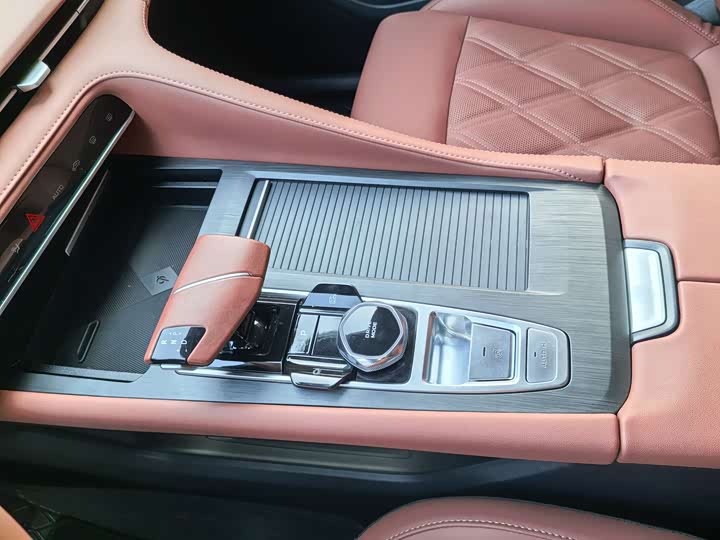 Фото 5 - Changan CS75 Plus