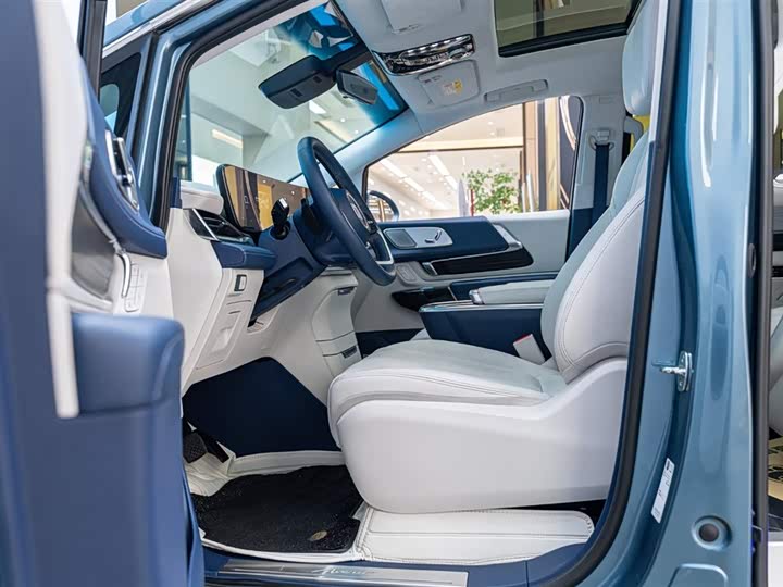 Фото 22 - Buick GL8 Century