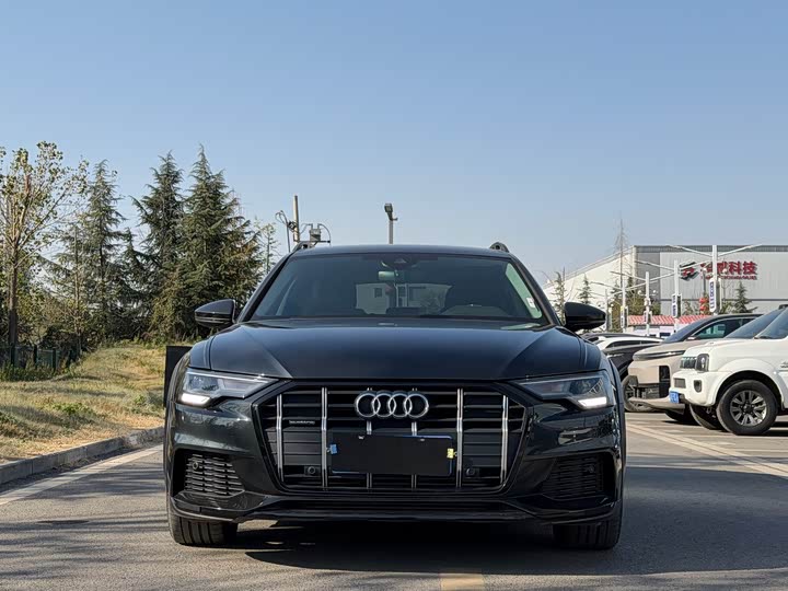 Фото 2 - Audi A6