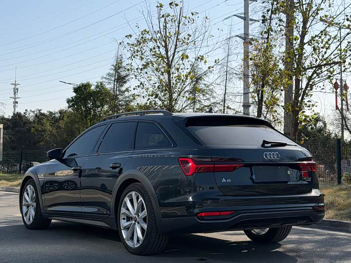 Фото 6 - Audi A6