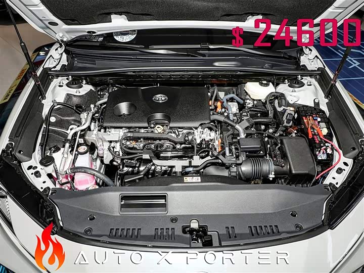 Фото 18 - Toyota Camry