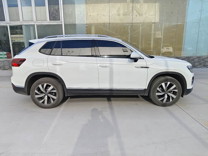 Фото 3 - Volkswagen Tayron