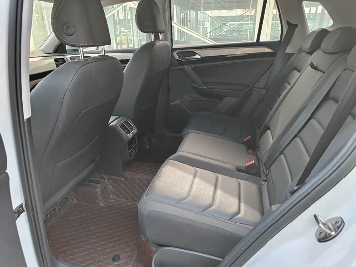 Фото 5 - Volkswagen Tayron