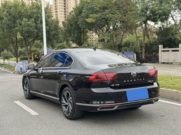 Фото 6 - Volkswagen Magotan