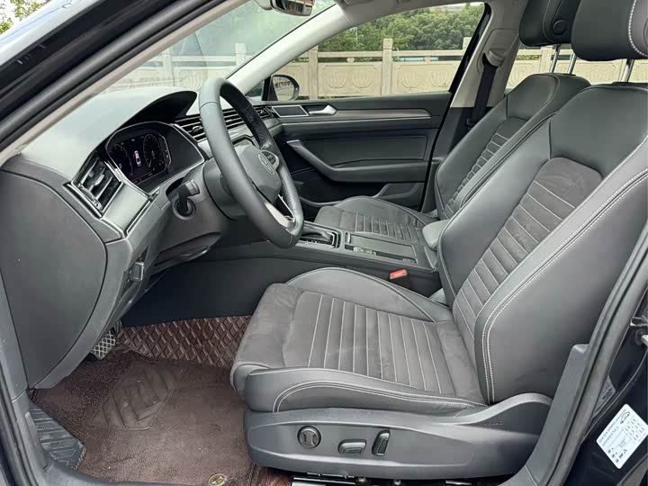 Фото 8 - Volkswagen Magotan