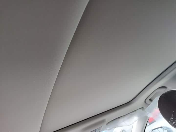 Фото 18 - Bestune B70