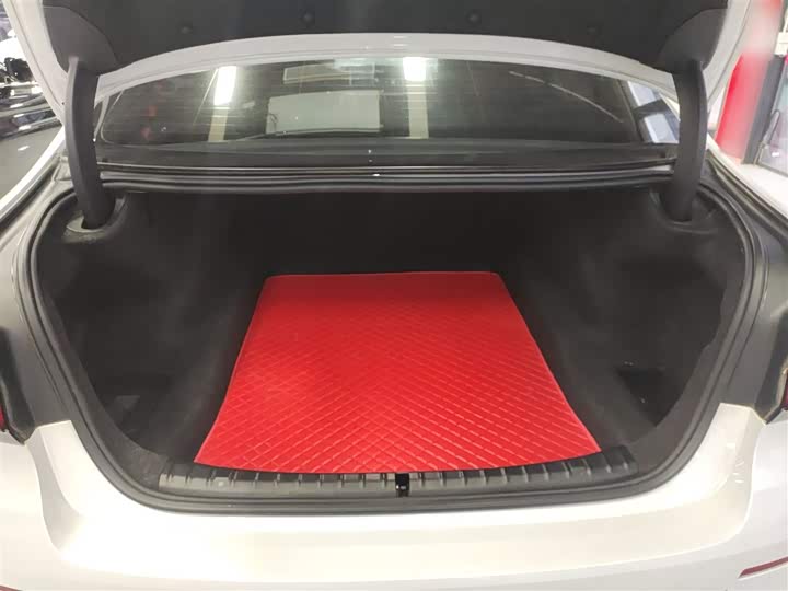 Фото 19 - BMW 5 Series