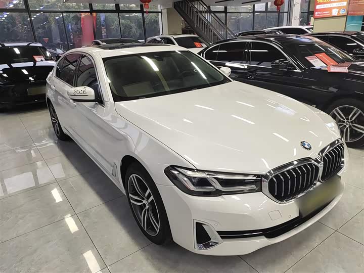 Фото 4 - BMW 5 Series