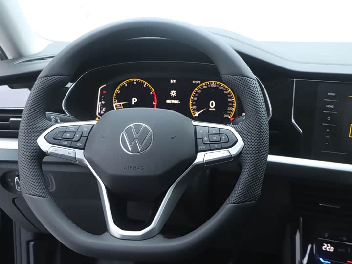 Фото 20 - Volkswagen Passat