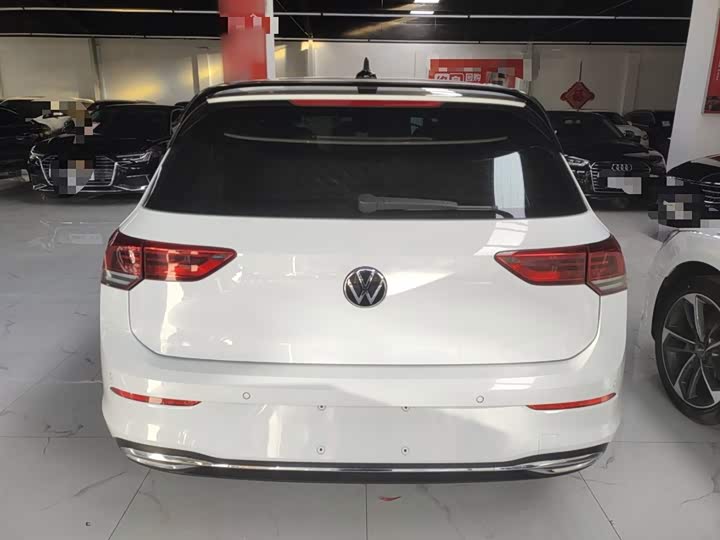 Фото 6 - Volkswagen Golf