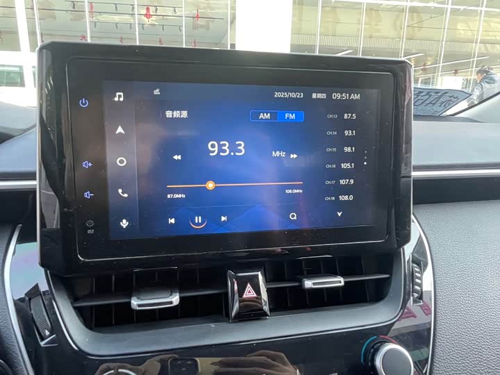 Фото 5 - Toyota Corolla