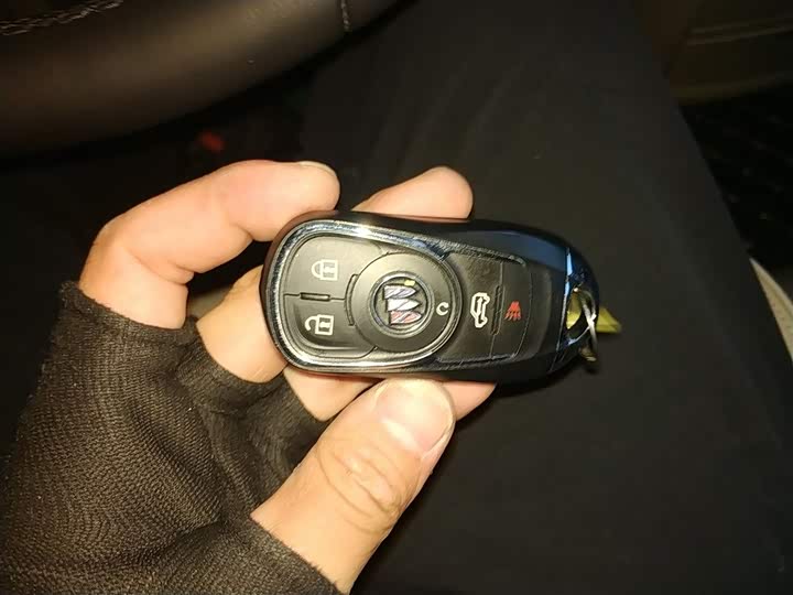 Фото 9 - Buick GL8 ES