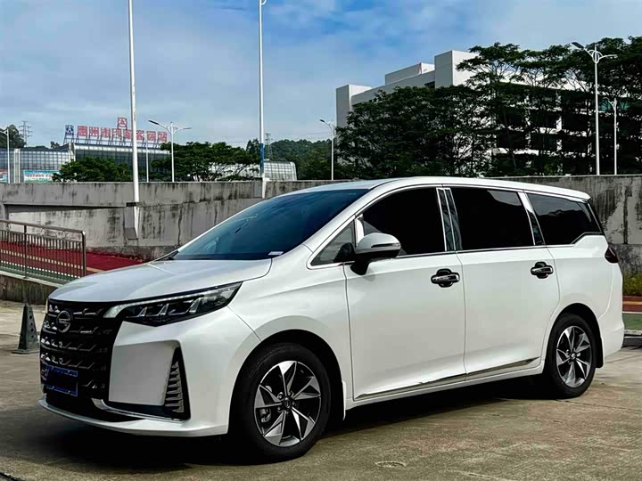 Фото 1 - GAC Trumpchi M6