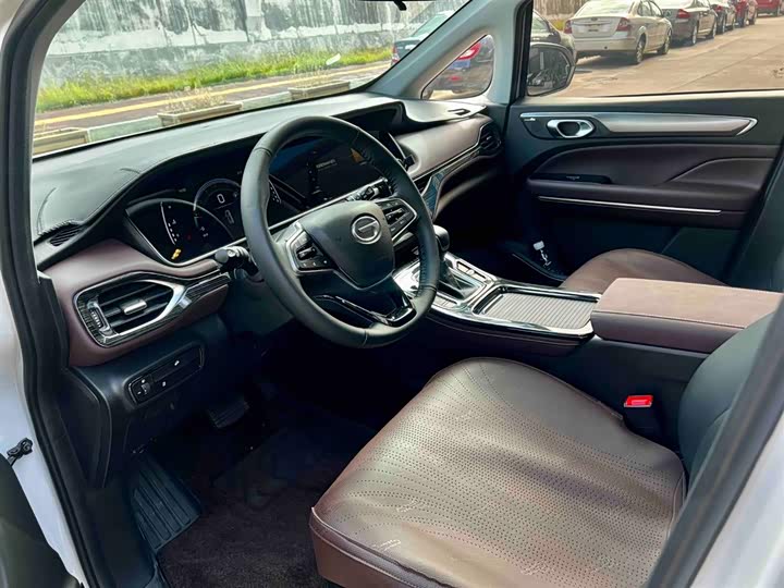 Фото 5 - GAC Trumpchi M6