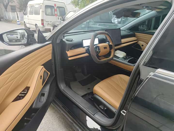 Фото 6 - Geely Galaxy Starshine 8 EM-i